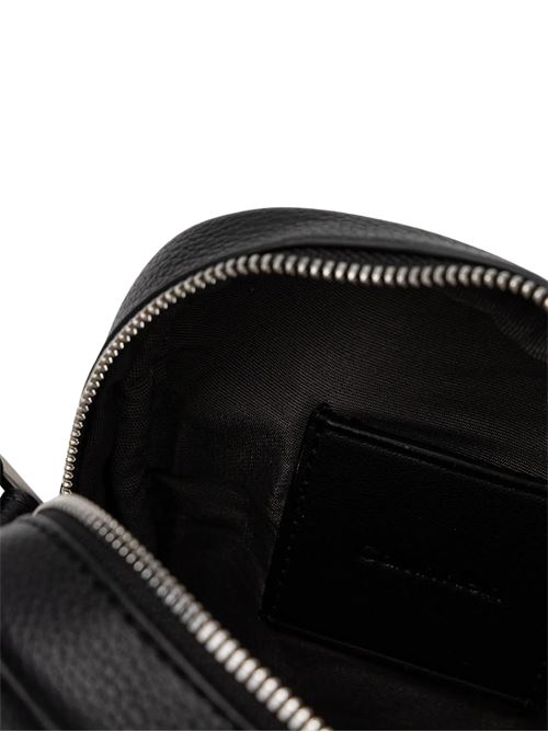  Calvin Klein | LV04D3228GUB1